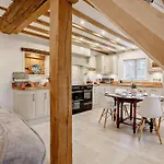 2 Bed In Skipton Oc-91296 Leeds (West Yorkshire)